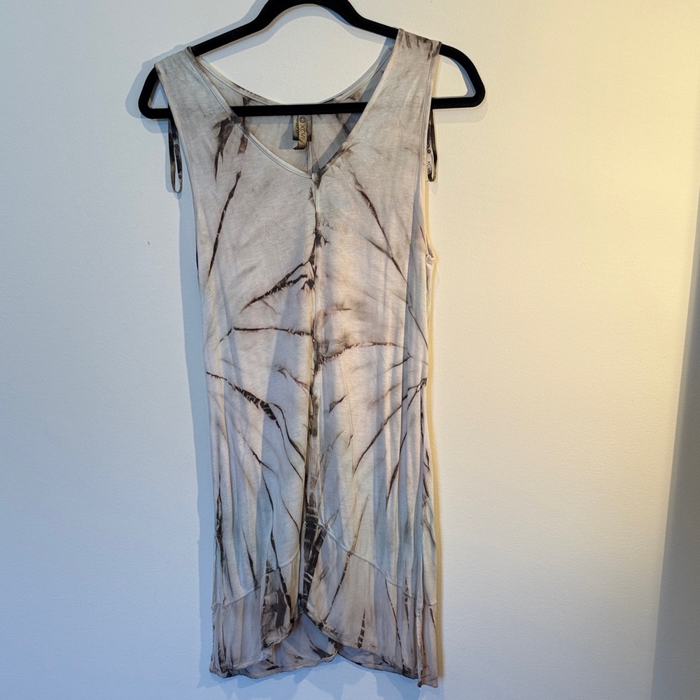 XCVI Tie-Dye Tunic in Cream and Brown